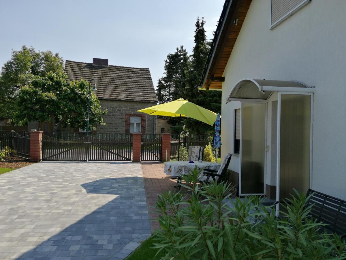Ruhe Und Bequemlichkeit Apartment Frauendorf  Exterior photo