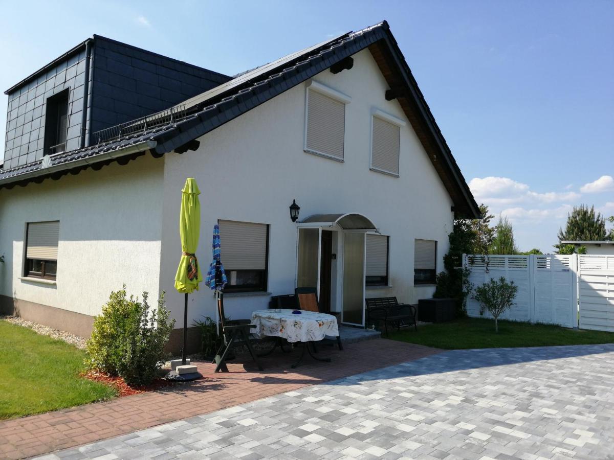 Ruhe Und Bequemlichkeit Apartment Frauendorf  Exterior photo